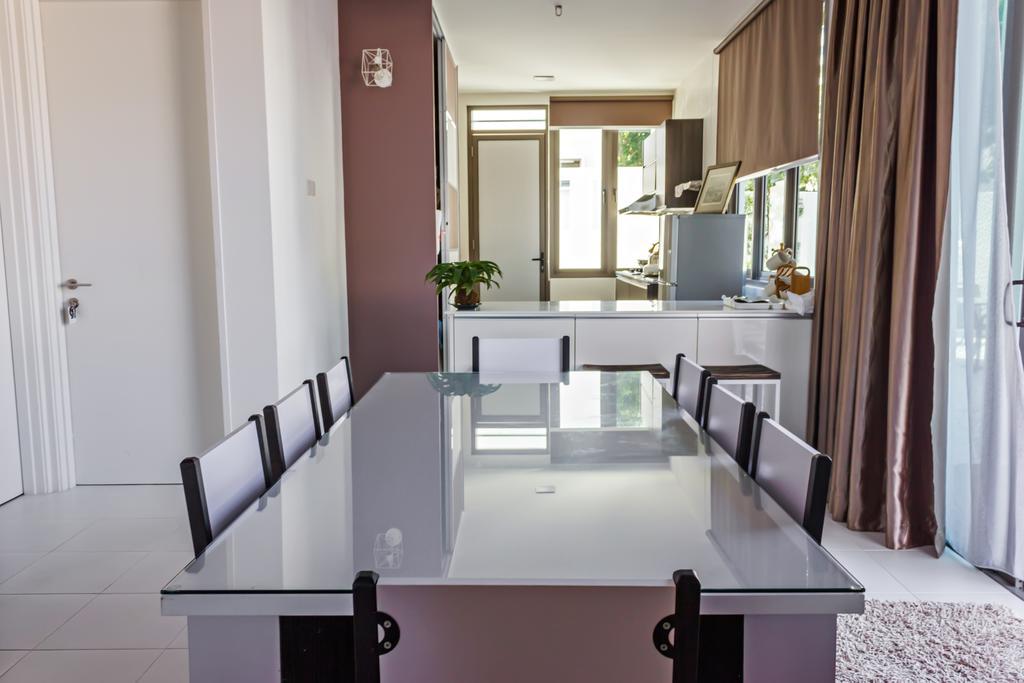 R Residence Jelutong Eksteriør billede